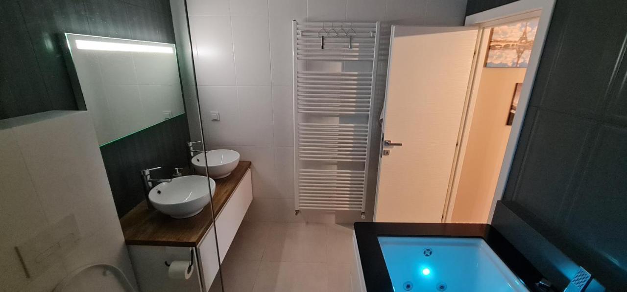 קלוז'-נאפוקה Tonitza Apartament מראה חיצוני תמונה